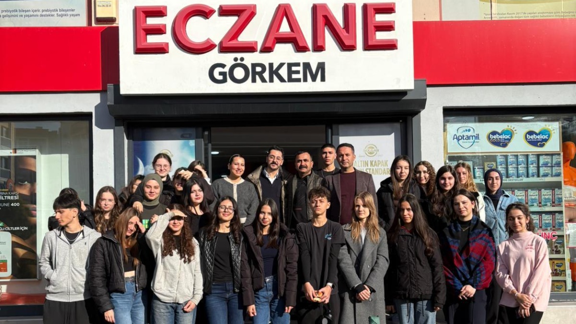 MESLEĞİMDE BİR GÜN PROJEMİZ (ECZACILIK)